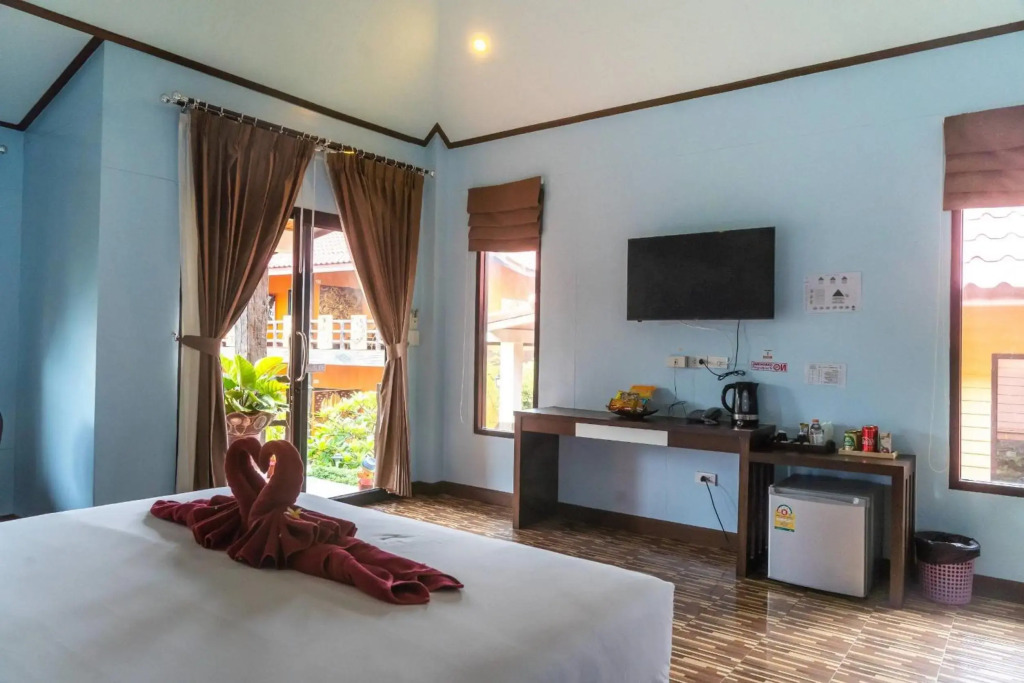 Chomview Resort