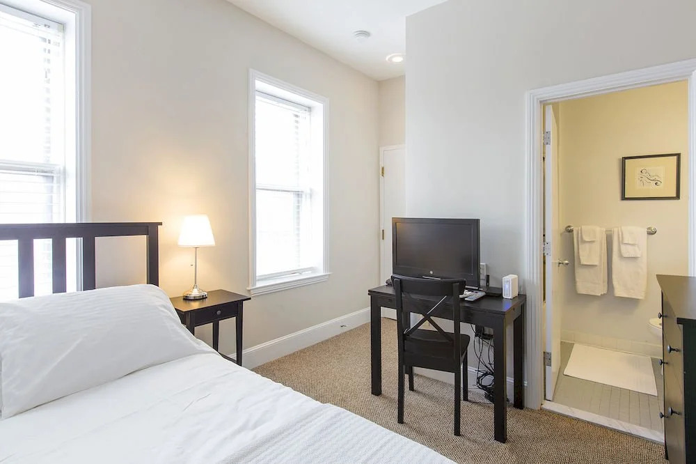Concord Square Suites