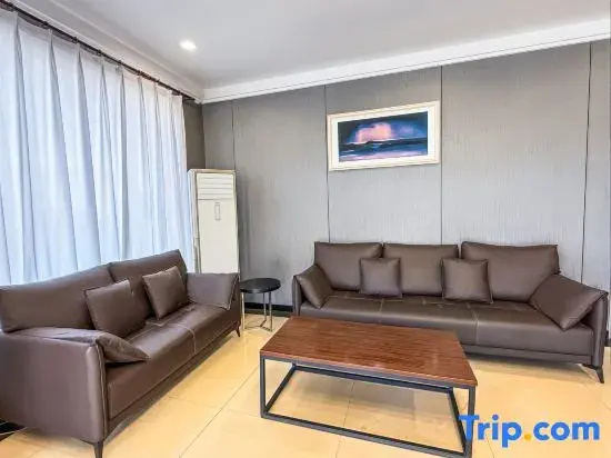 Homeinn Paibai Cloud Hotel (Dalian Wafangdian Changxing Island Economic Zone Changxing Road Branch)