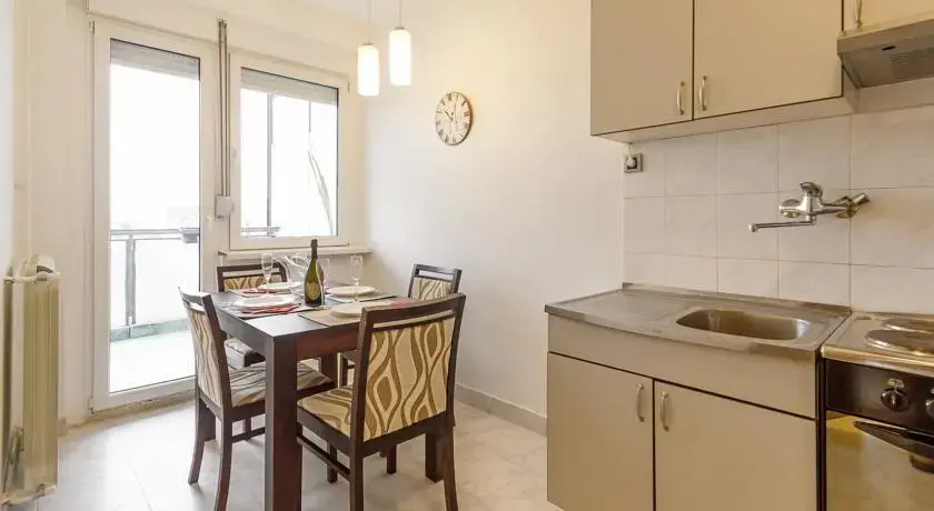 Apartment City Max