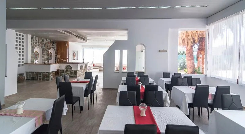 Paradiso Resort
