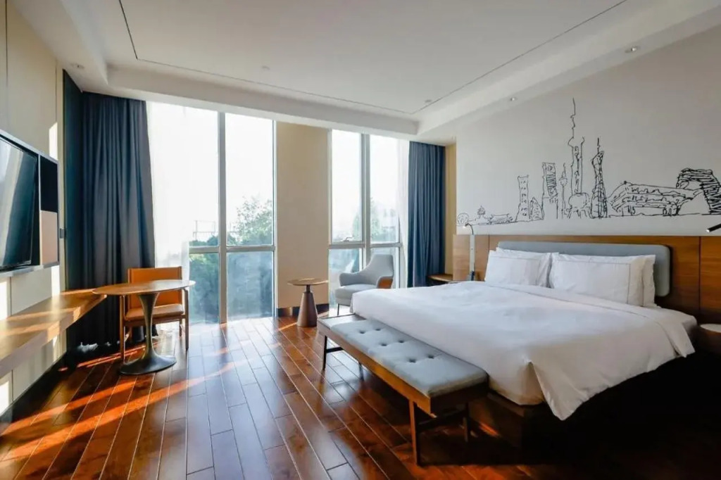 Shanghai International Tourist Resort Fuyi Hotel