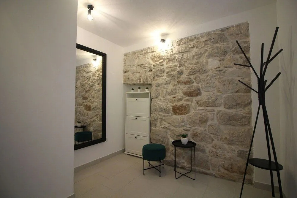 Apartment Ghetto