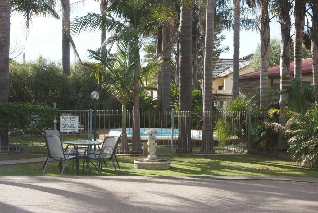 Sandbar Motel