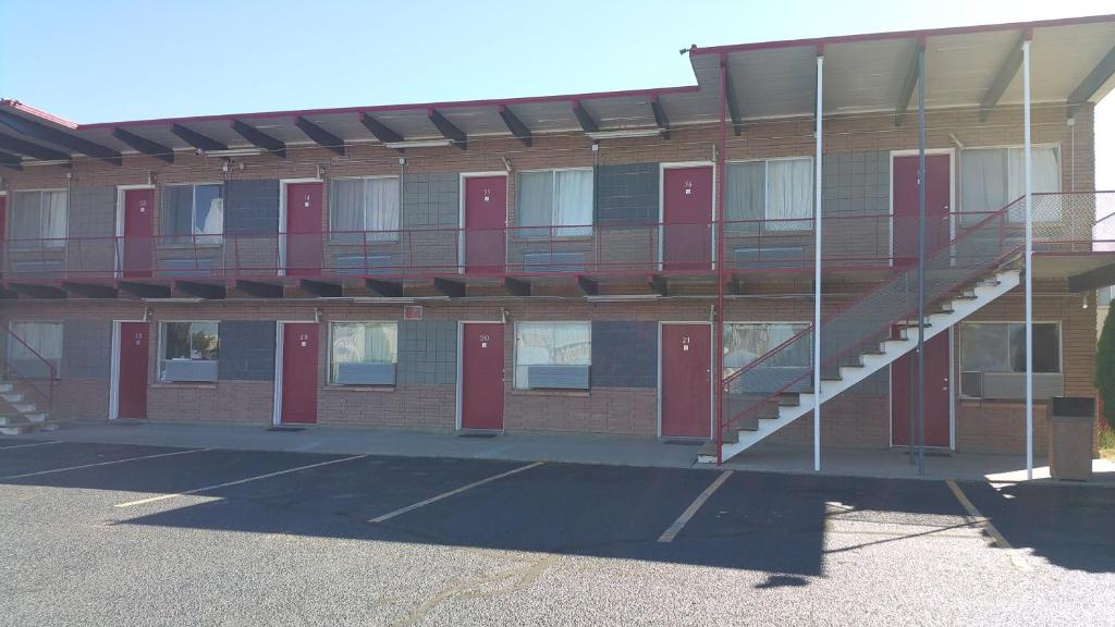 Thunder Bird Motel