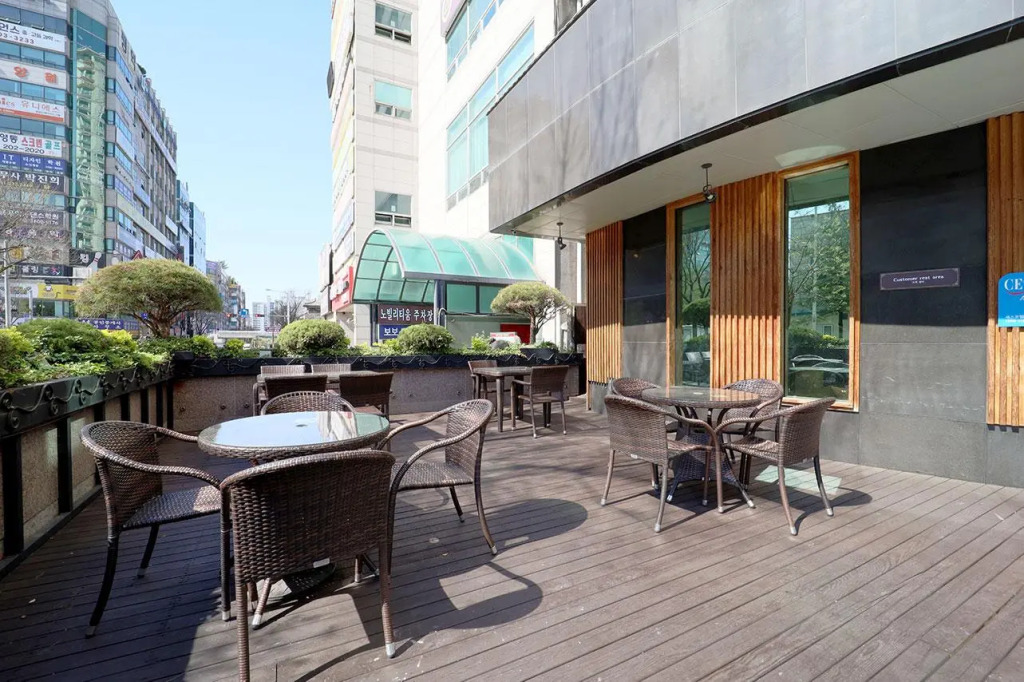 Amour Hotel