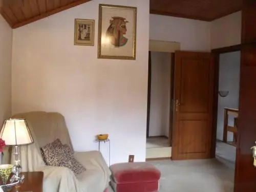 Casa Lago Negro