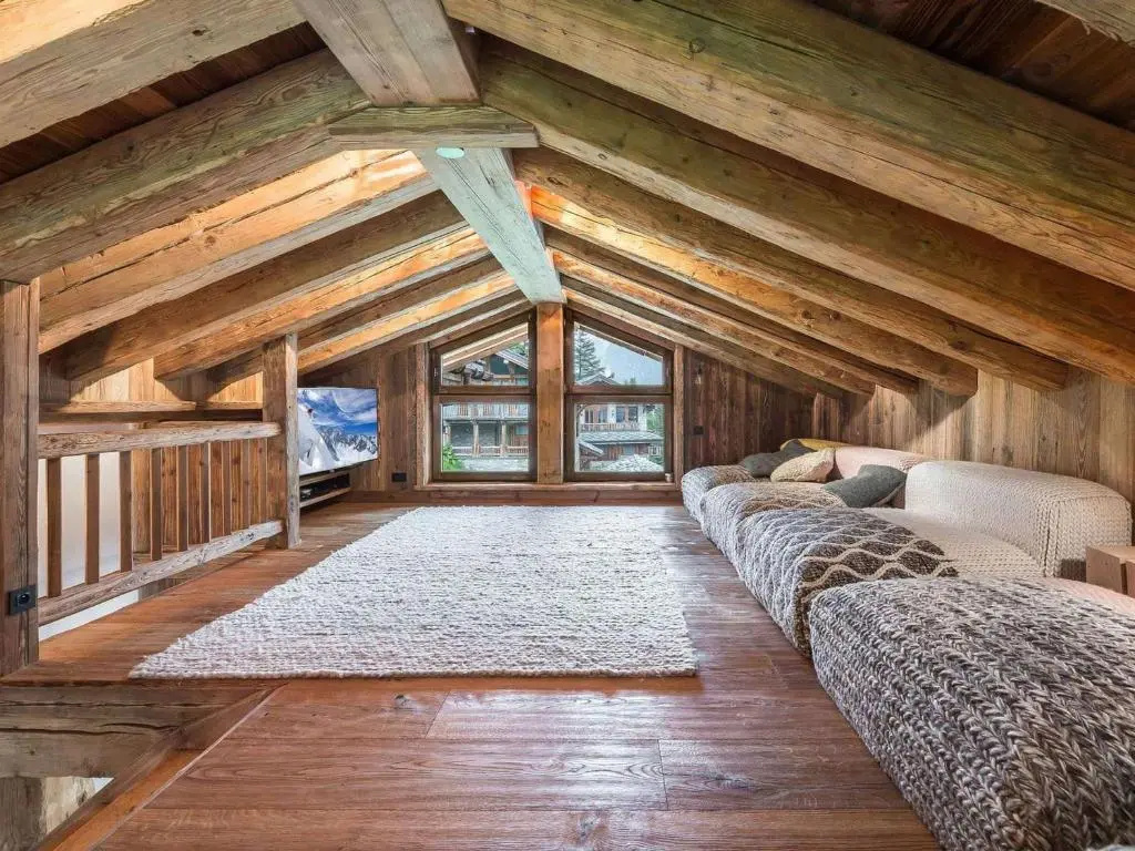 Chalet de Luxe à Val d'Isère avec Jacuzzi et Hammam - FR-1-567-8