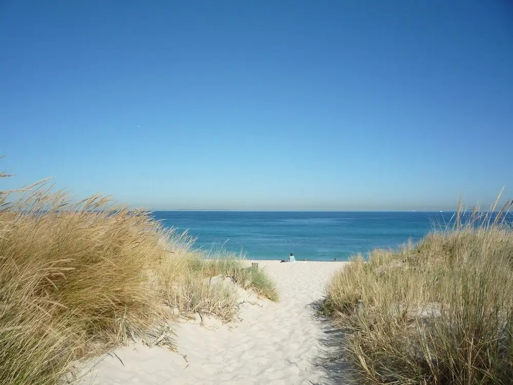 Sea View Villa for 11 People With Enclosed Park Near the Beach