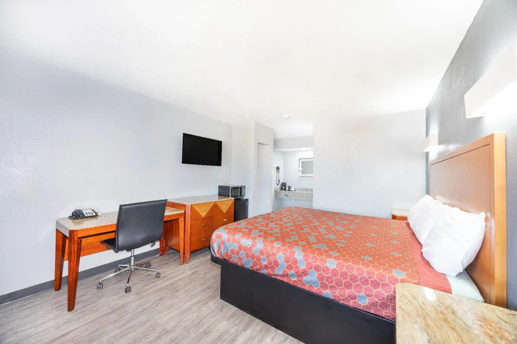Executive Inn Hondo