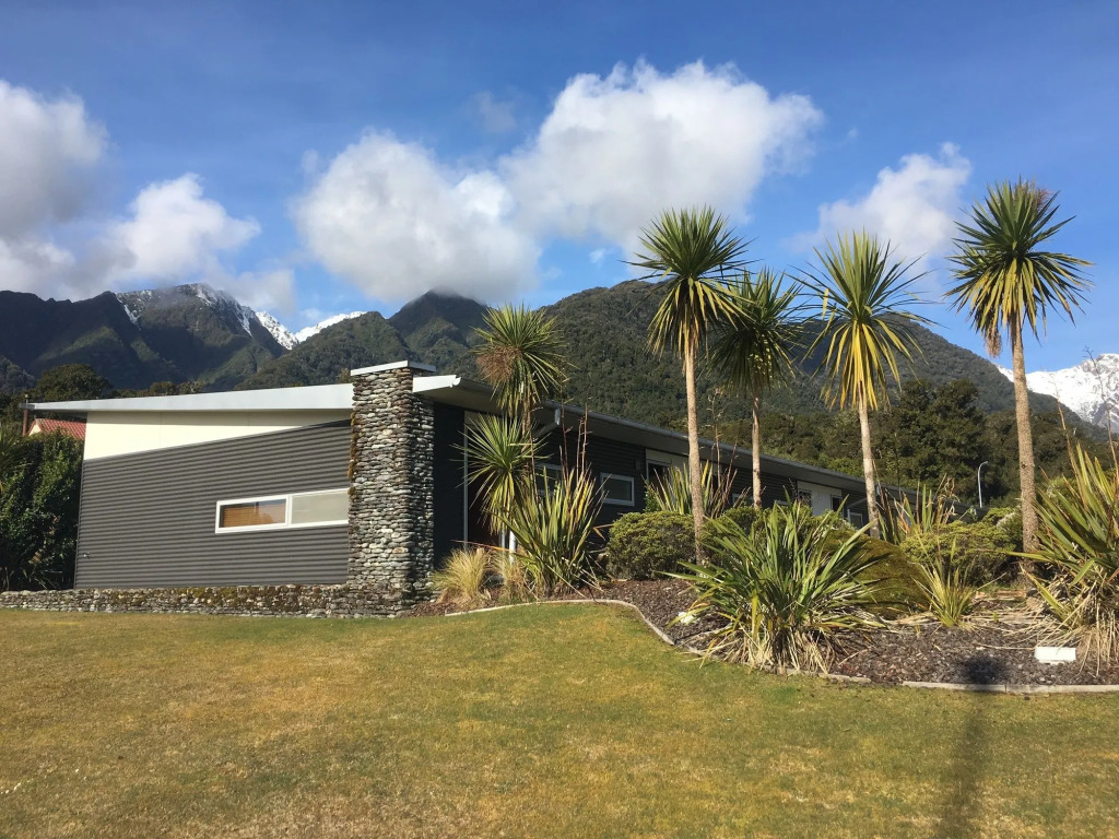 The Westhaven Motel