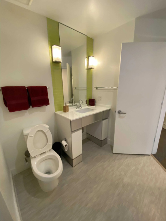 Great Value 2Br Apt In Awesome Location!