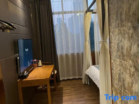 Qiyue Hotel
