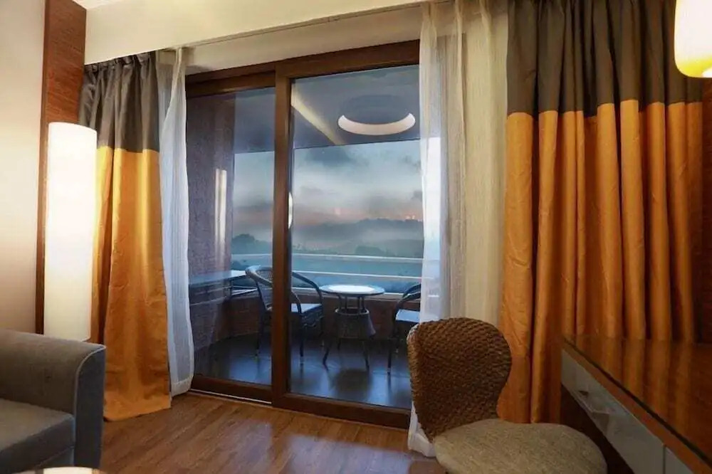 Nahar´s Stone House Retreat