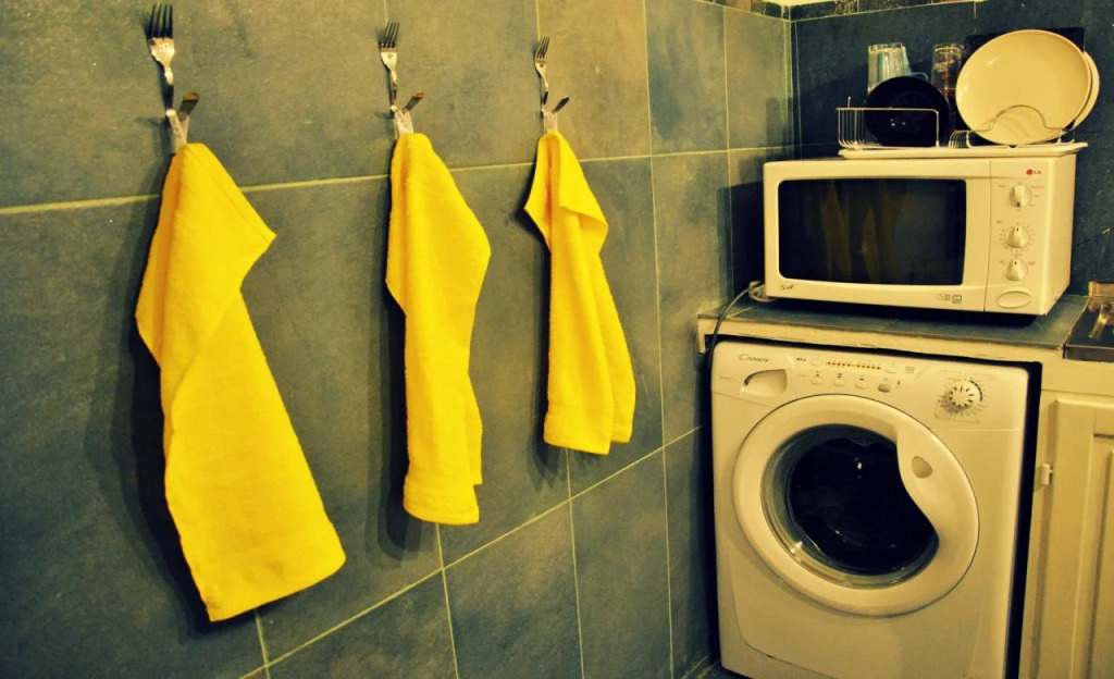 10 Coins Hostel & tours
