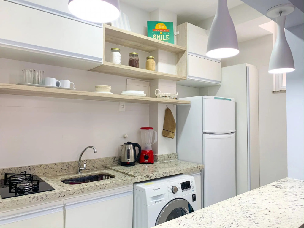 Copacabana 100m from the beach | BR1033 Z4