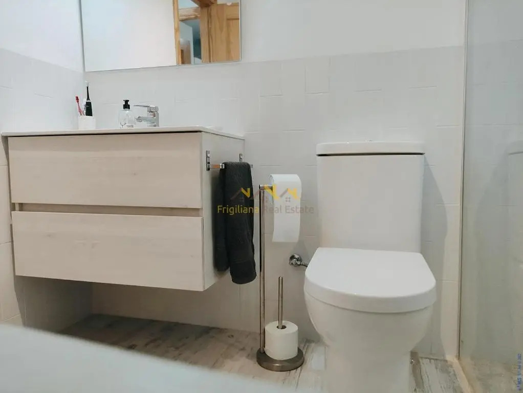 Lovely 2 bedroomed apartment with pool