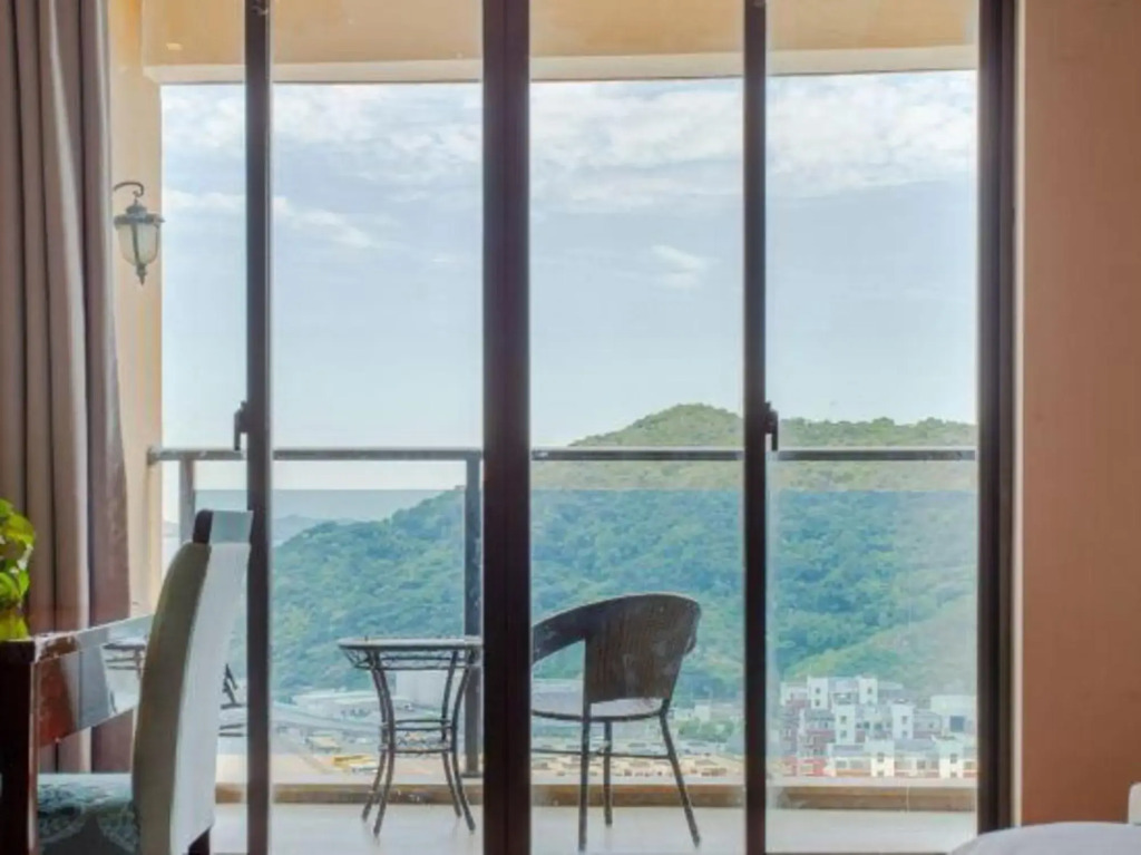 Lianyang Grand View Seaview Hotel