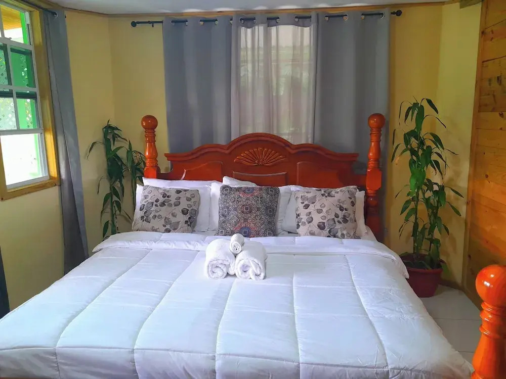 Pinard's Mountain Resort - Cottage 10