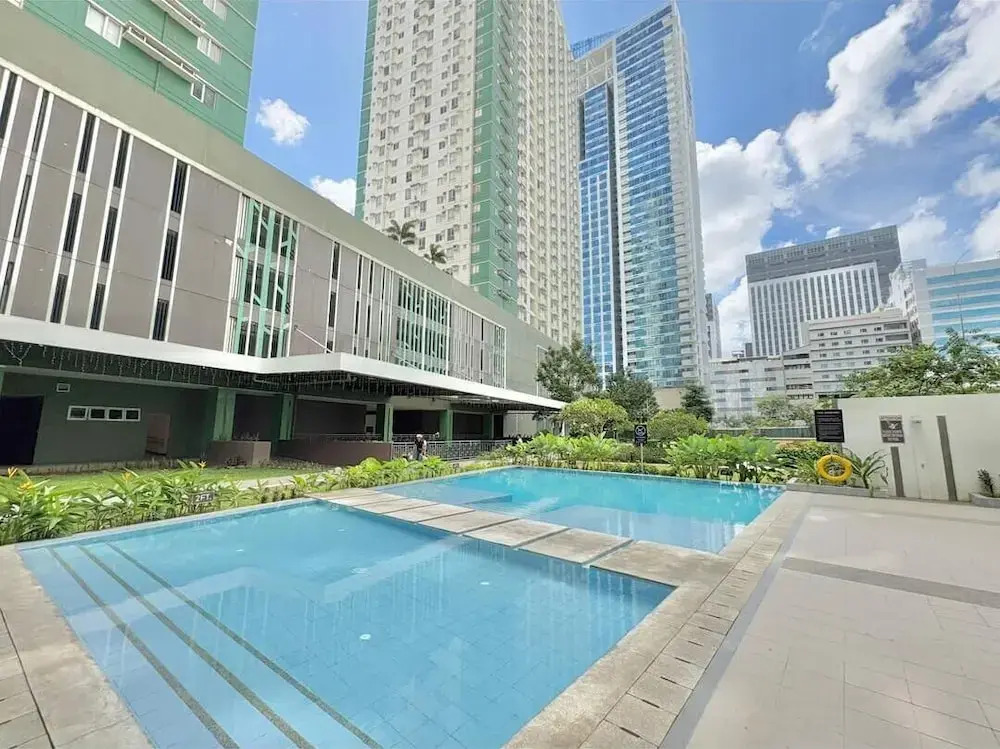Virgo Nest Rentals - Avida Riala IT Park - City View