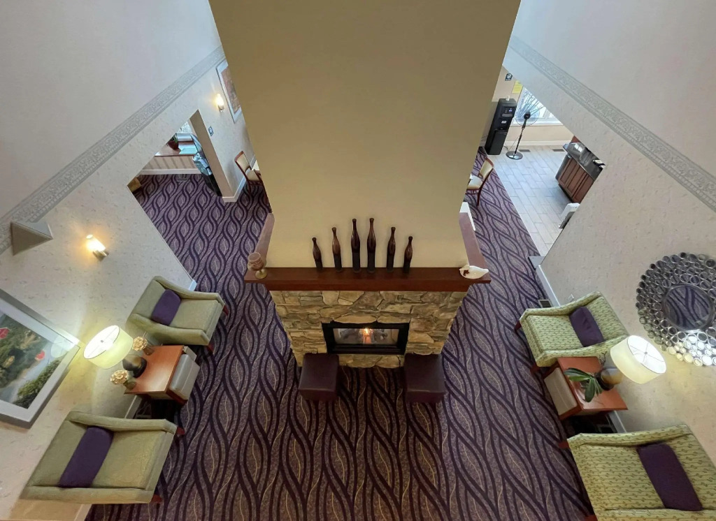 Smart Suites, an Ascend Collection Hotel
