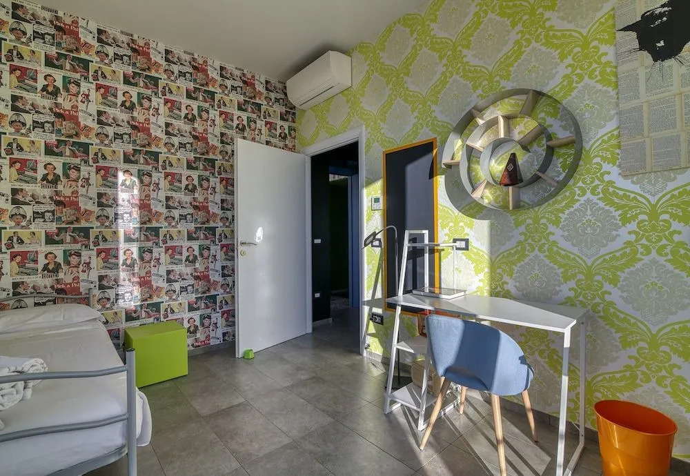 La Lincolnia - with Garden and Seaview - Happy Rentals