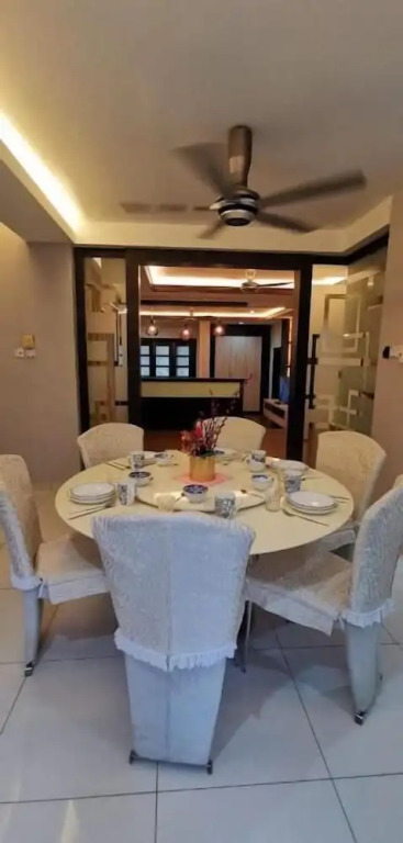 Melaka Private Pool Villa by uBook