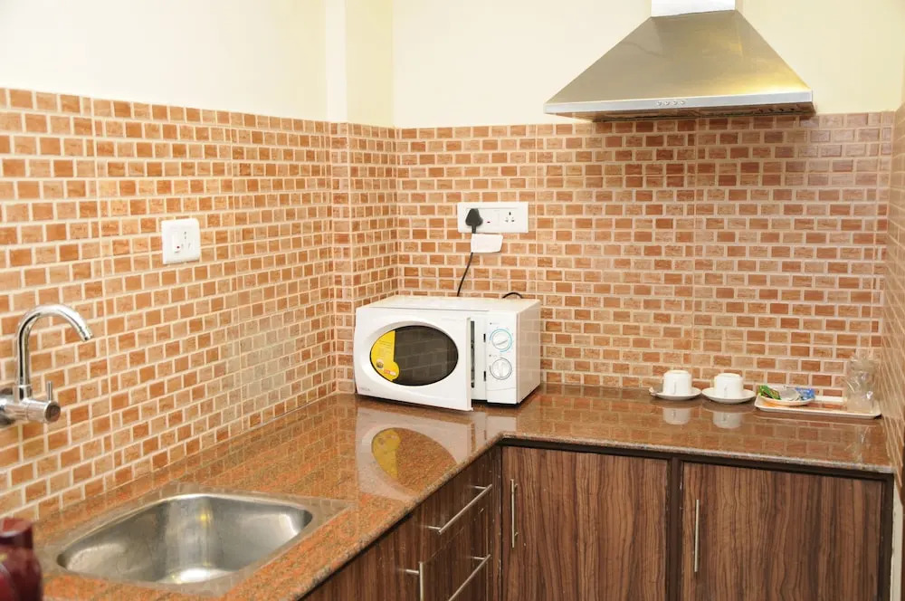 Maple Suites Serviced Apartments