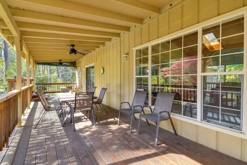Play Golf & Unwind! Pine Mountain Lake Family Home