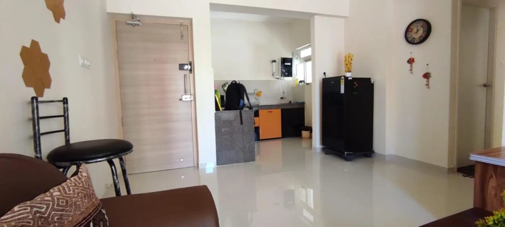 Tata Housing -Garden & pool view-6KM from Airport