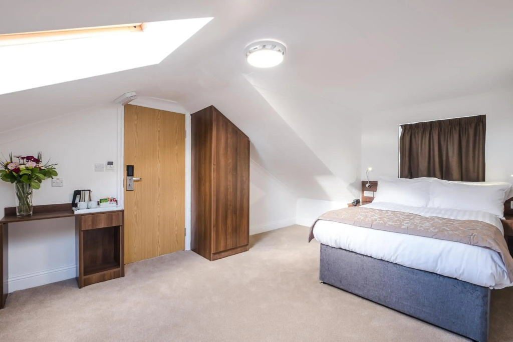 Signature Hotel London