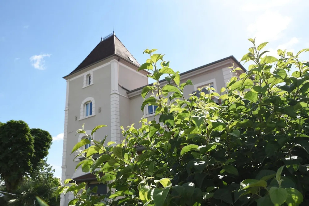 Gîte Domaine de Sainte Croix 1