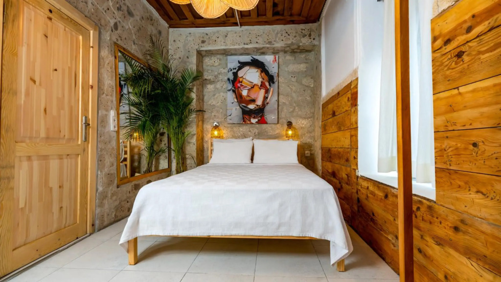 Woodstock Alaçatı