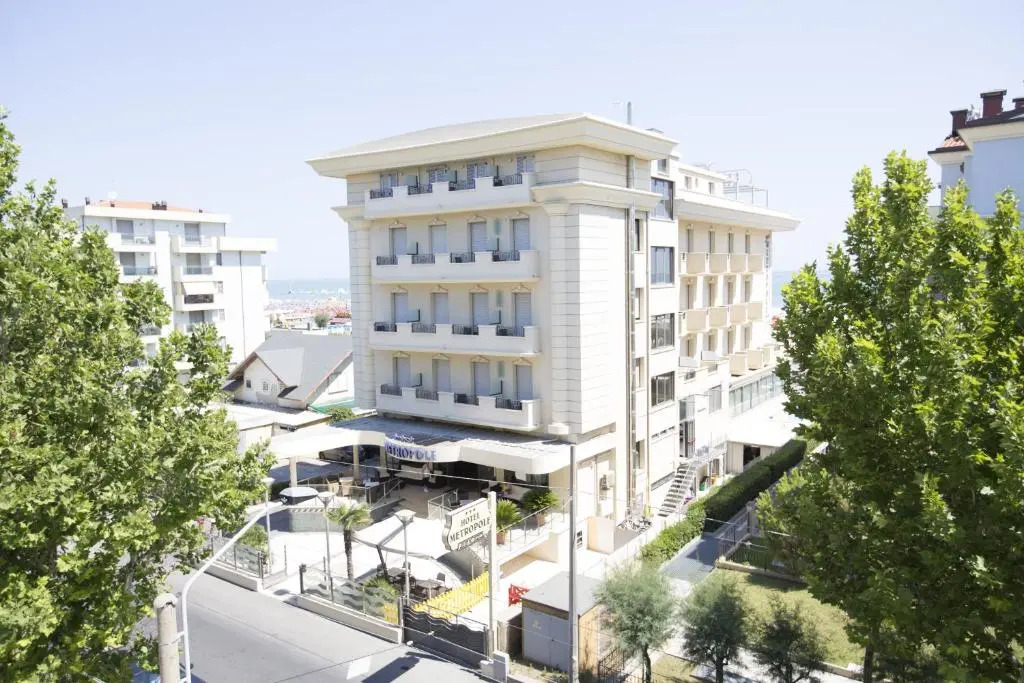 Hotel Metropole