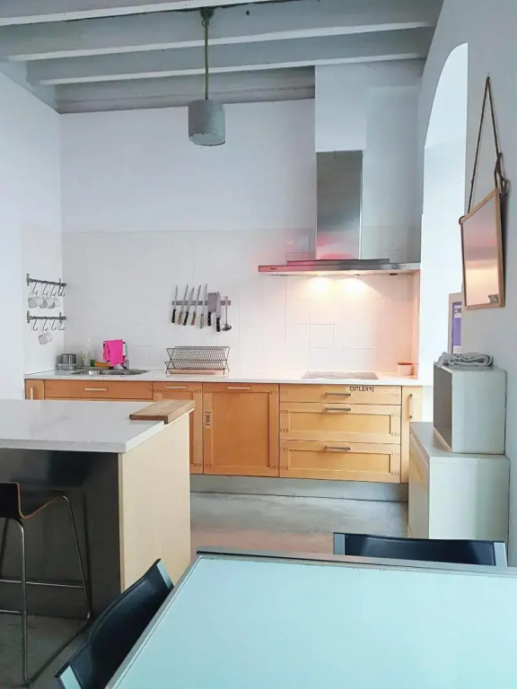 Traveller Box Hostel