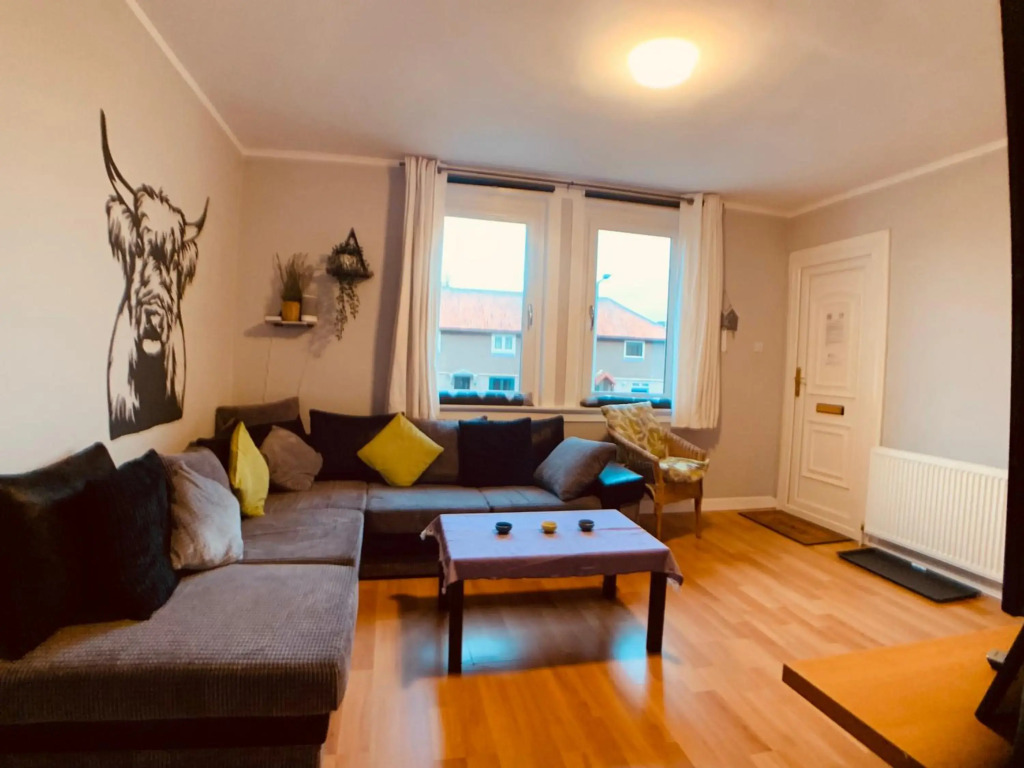 Maria- Bright and Modern City Center Apartment .