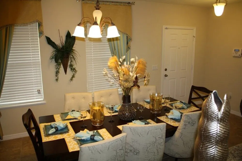 Florida Elegance Disney Vacation Rental 6 Bedroom Home