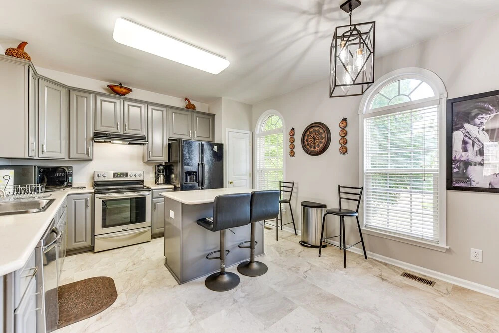 Charlotte Vacation Rental w/ 2 Living Areas!