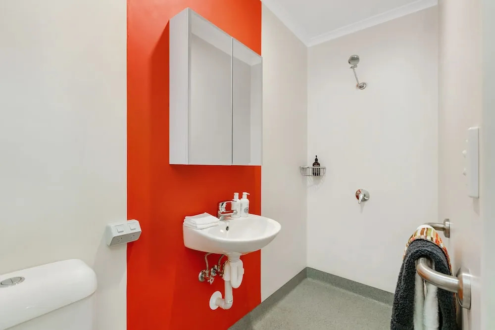 Redhill Cairns Living - Gatton St