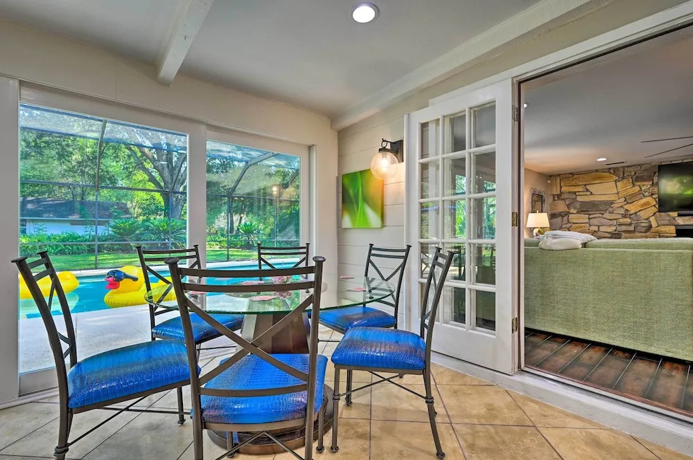 Huge Lutz Family Retreat w/ Game Room & Pool!