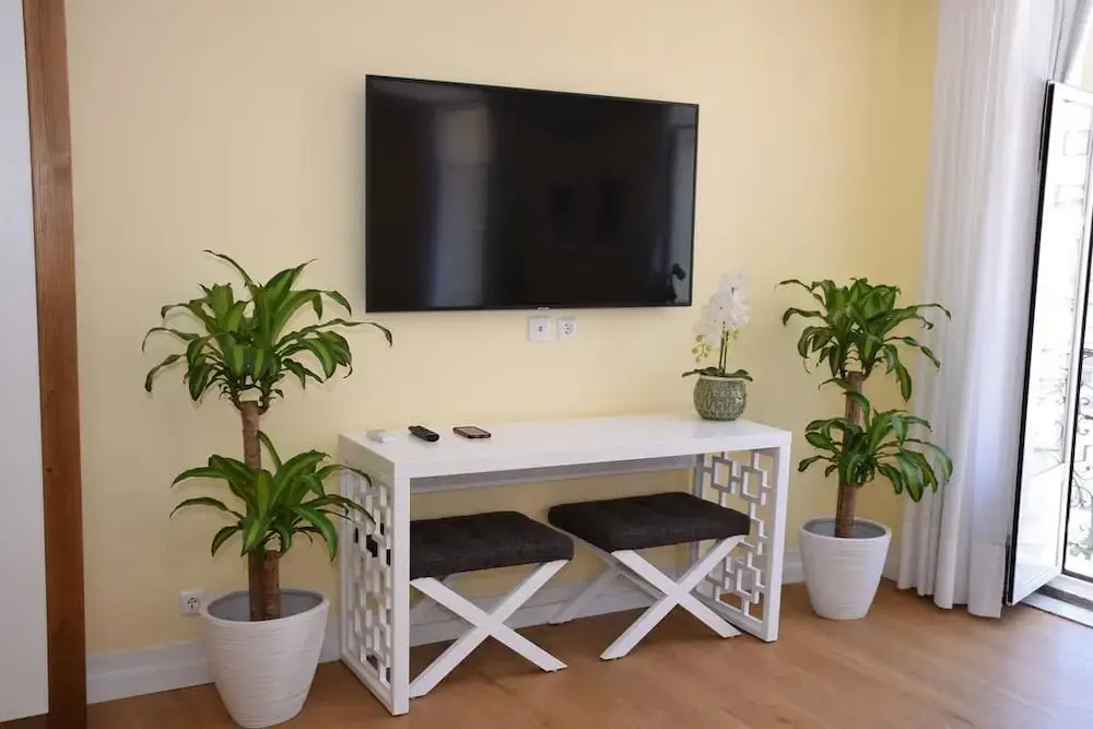 Lx Flowers Apartments