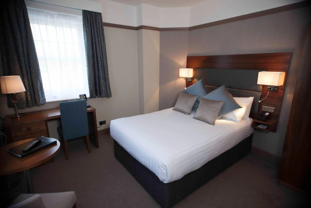 Best Western Chilworth Manor Hotel