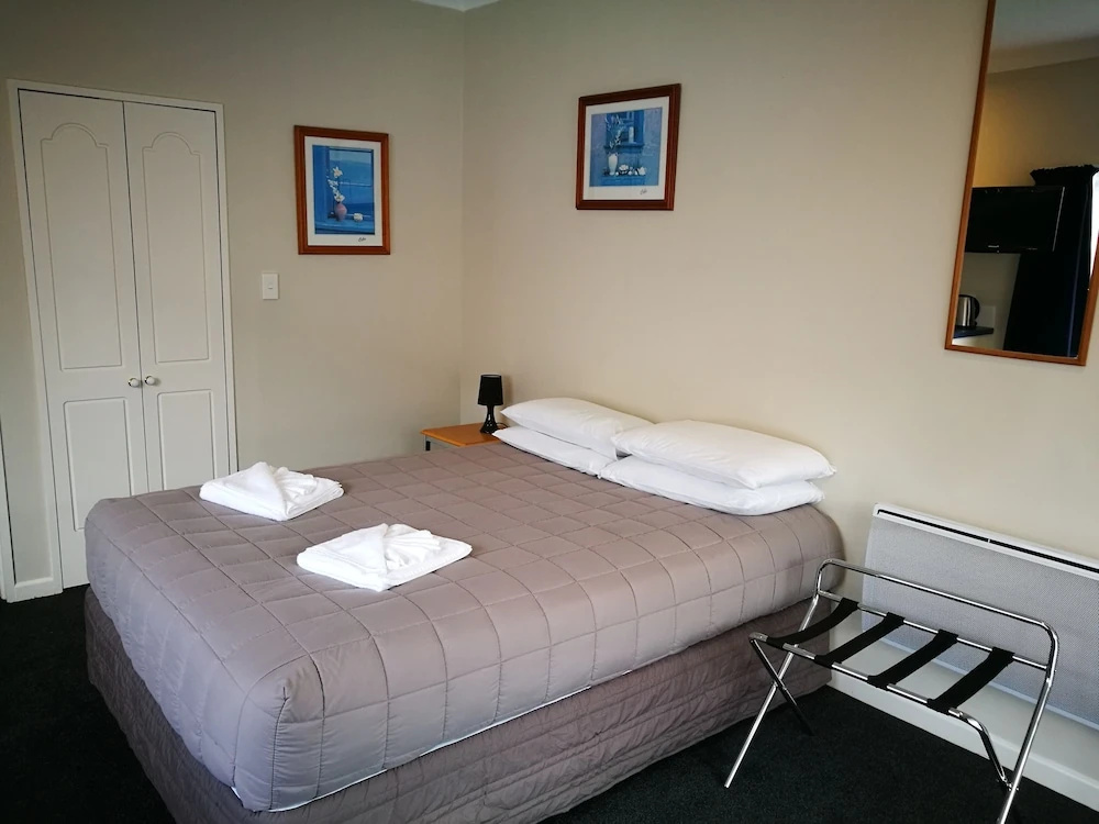 239 on Lincoln Motel