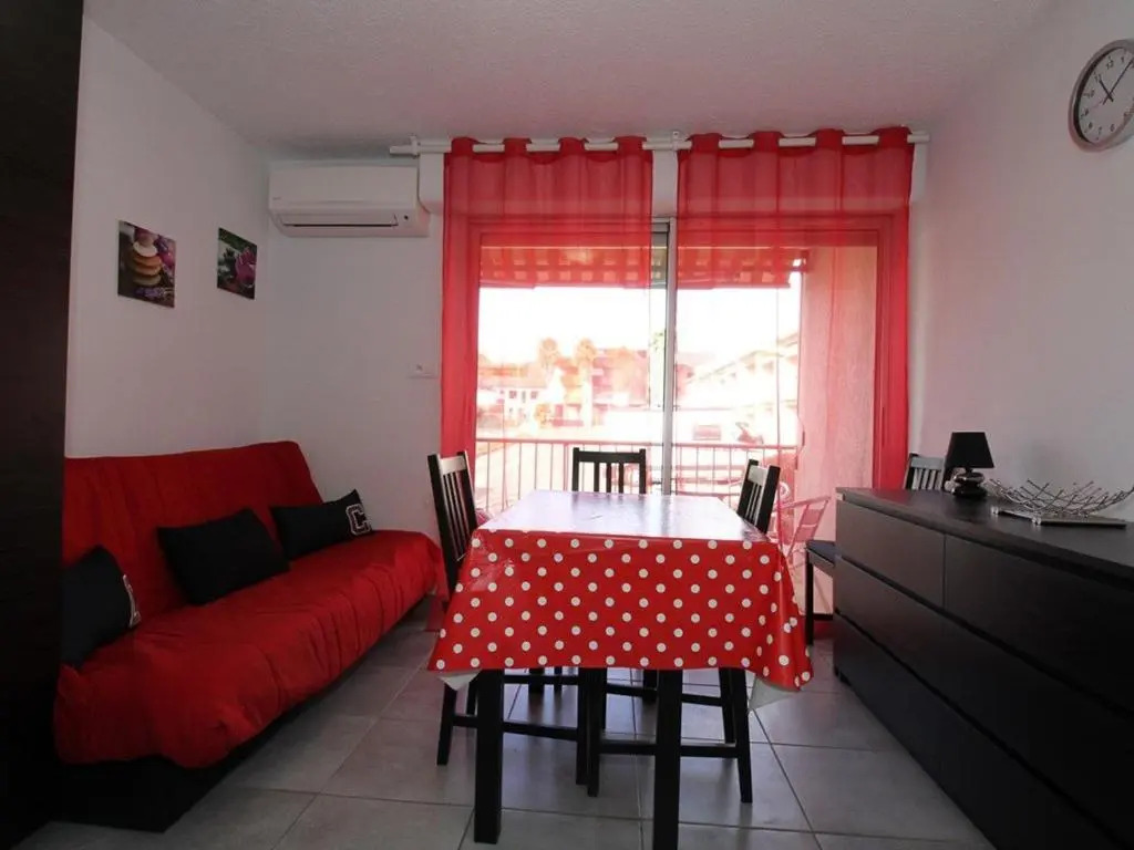 Appartement Balaruc-les-Bains, 2 pièces, 4 personnes - FR-1-553-91