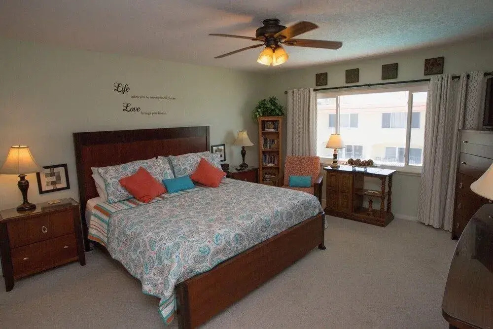 Win-San A-213 - 2 Br Condo