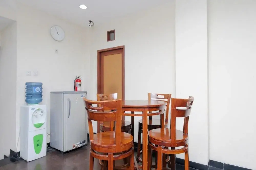 Airy Syariah Tanah Abang Kebon Kacang Enam 19 Jakarta