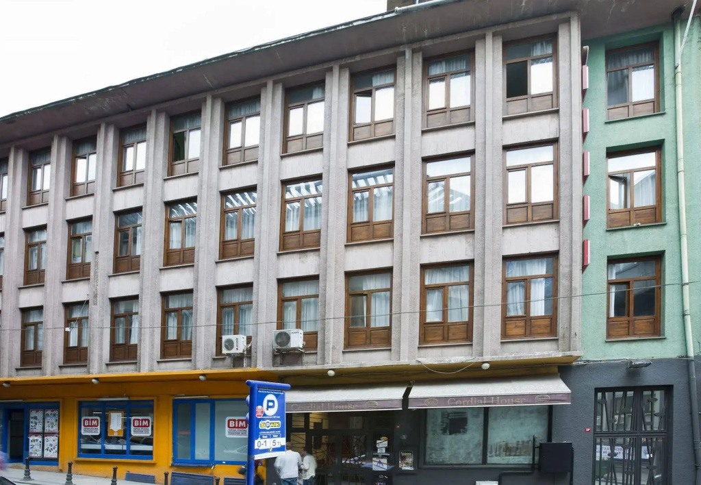 Golden Royal Hotel & SPA