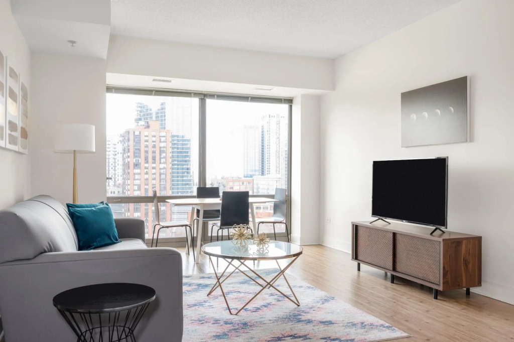 Chicago | Hip 1BD/1BA South Loop Apartment