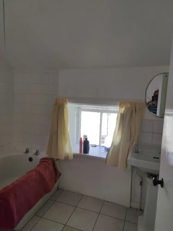 Lovely 4-bed Apartment in Mullaghbawn Newry