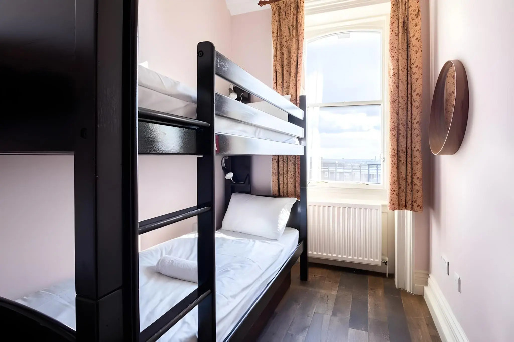 Palmers Lodge Swiss Cottage